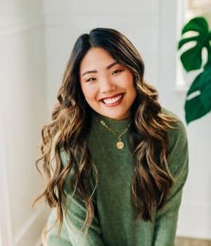 Written by:<br><a href="https://amzn.to/4liVWrr" target="_blank">Tara Sun</a>