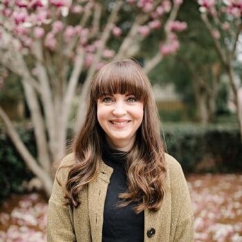 Written by:<br><a href="https://amzn.to/3GXrYr3" target="_blank">Ruth Schwenk</a>