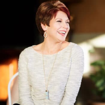 Written by:<br><a href="https://amzn.to/2T0OtT6" target="_blank">Jennifer Rothschild</a>