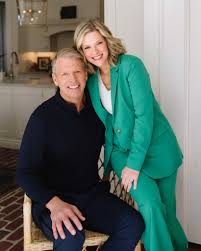 Written by:<br><a href="https://amzn.to/3GfoaEJ" target="_blank">Rebekah and Gabe Lyons</a>