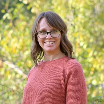 Written by:<br><a href="https://amzn.to/4fxc9rq" target="_blank">Jamie Erickson</a>