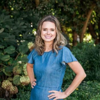 Written by:<br><a href="https://amzn.to/4nhOcYt" target="_blank">Jessica Smartt</a>